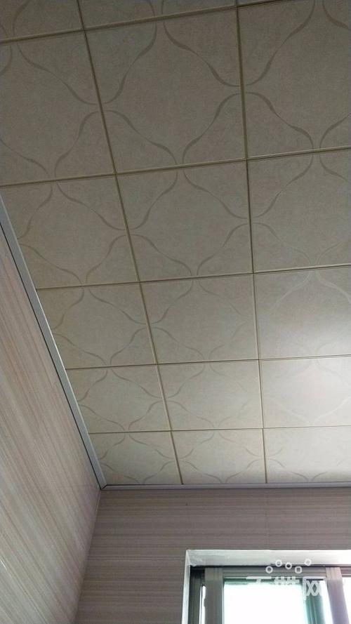 潮州集成鋁扣板-廚房、衛(wèi)生間吊頂使用的鋁扣板如何挑選